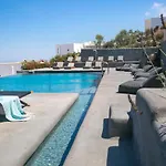 Santorini 3*