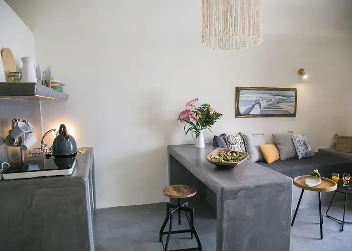 Santorini Hotel Vourvoulos