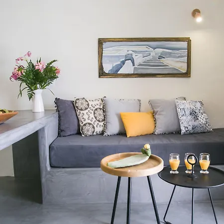 Otel Santorini Vourvoúlos
