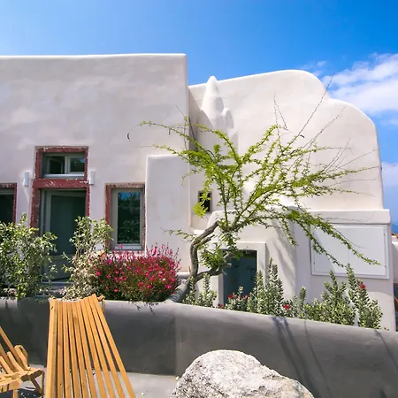 Santorini 3* Βούρβουλος