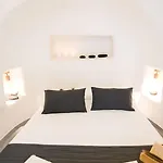 Santorini 3* Vourvoúlos