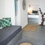 Santorini 3* Vourvoúlos