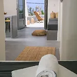 Hotel Santorini