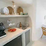 Hotel Santorini 3*