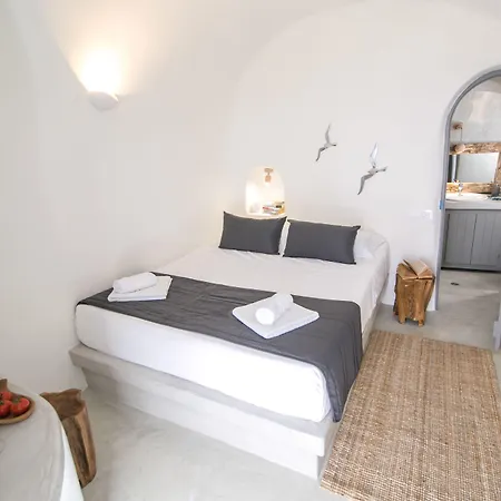 Santorini Vourvoúlos