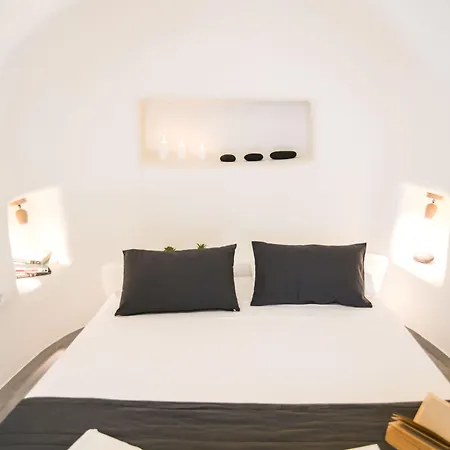 Santorini 3* Vourvoúlos