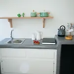 Santorini 3*