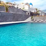 Santorini Hotel Vourvoúlos