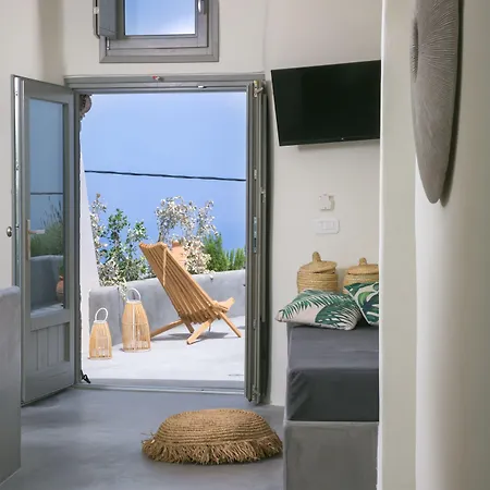 Santorini 3*
